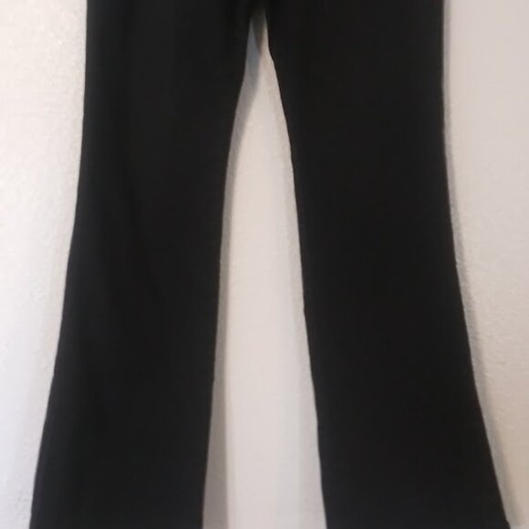 Time And True women's size 12R mid-rise bootcut black wash jeans - Picture 3 of 16
